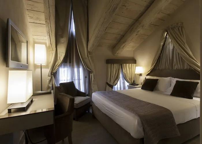 Отель Palazzo Righini